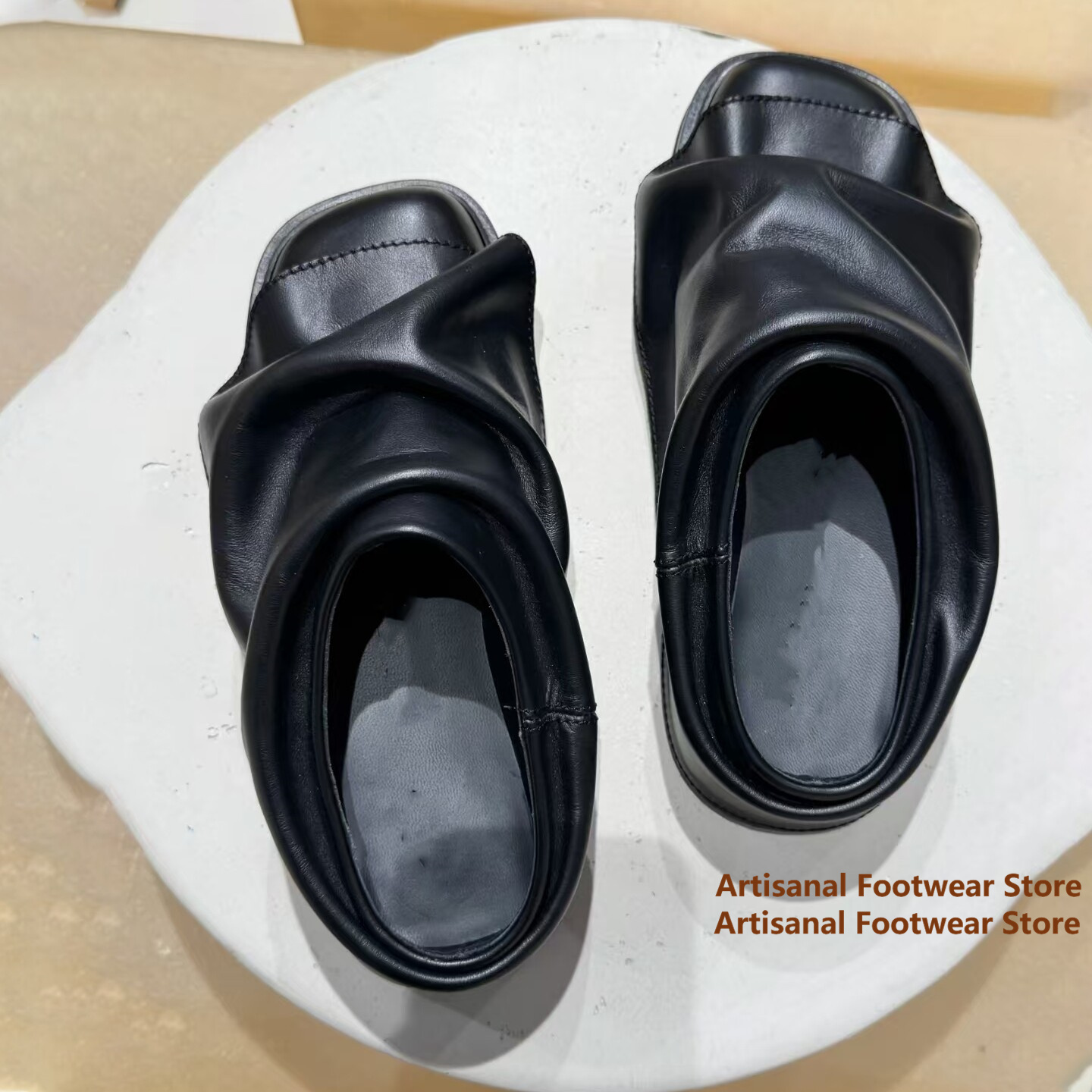 Mules de cuero suave con efect - Flip Flop Leather Men reseña y precio